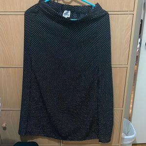 Maxi skirt with slit on left side